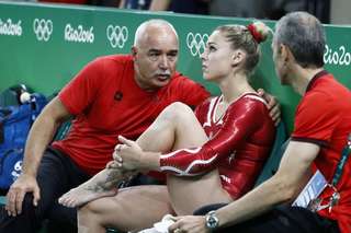 Giulia Steingruber feet photo 13