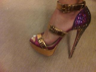 Giuliana Rancic feet photo 15
