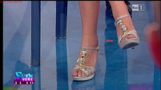 Giusy Buscemi feet photo 4