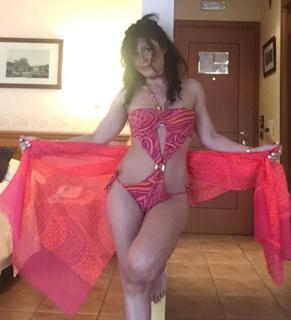 Giusy Ferreri feet photo 2