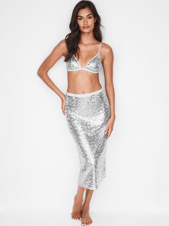 Gizele Oliveira feet photo 4
