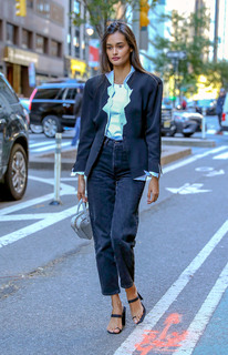 Gizele Oliveira feet photo 9