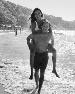 Gizele Oliveira feet photo 5