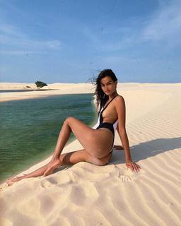 Gizele Oliveira feet photo 12