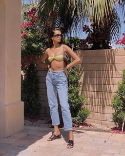Gizele Oliveira feet photo 10