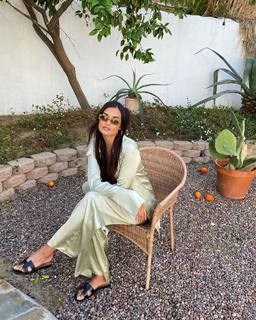 Gizele Oliveira feet photo 2