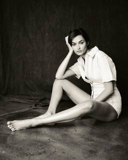 Gizele Oliveira feet photo 7
