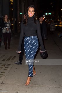 Gizele Oliveira feet photo 6