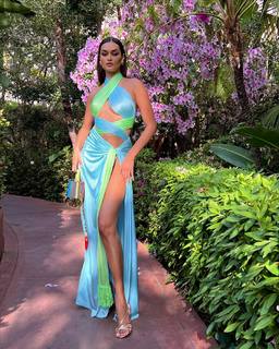 Gizele Oliveira feet photo 9