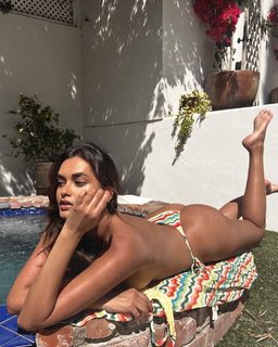 Gizele Oliveira feet photo 4