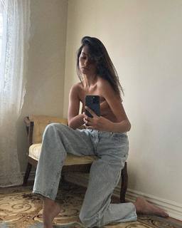 Gizele Oliveira feet photo 7