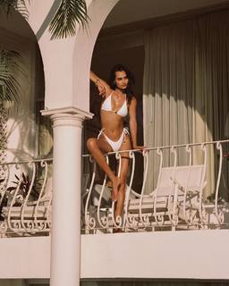 Gizele Oliveira feet photo 3