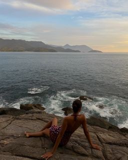 Gizele Oliveira feet photo 4