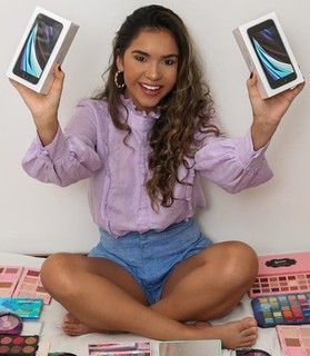 Gizelly Bicalho feet photo 19