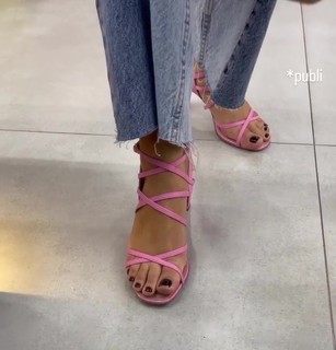 Gizelly Bicalho feet photo 12