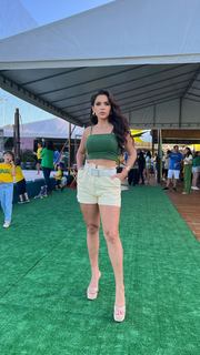 Gizelly Bicalho feet photo 6