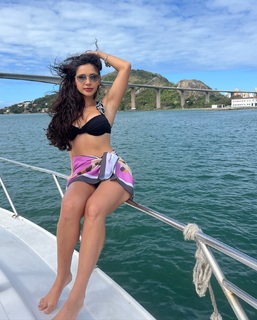 Gizelly Bicalho feet photo 3