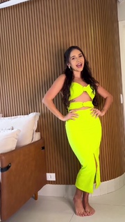 Gizelly Bicalho feet photo 17