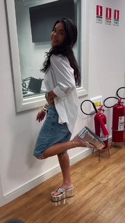 Gizelly Bicalho feet photo 18