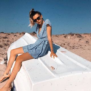 Gizem Akdag feet photo 1
