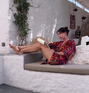 Gizem Akdag feet photo 17
