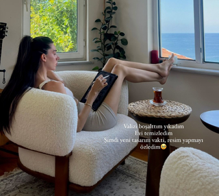 Gizem Akdag feet photo 17