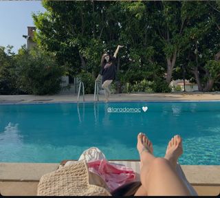 Gizem Akdag feet photo 9