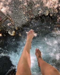 Gizem Akdag feet photo 6