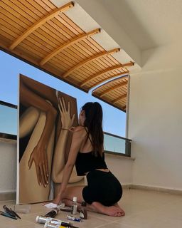Gizem Akdag feet photo 3