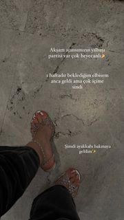 Gizem Akdag feet photo 1