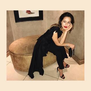 Gizem Emre feet photo 3