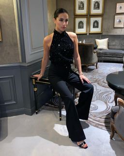 Gizem Emre feet photo 20
