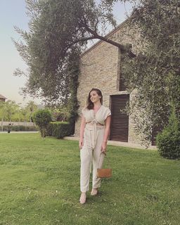 Gizem Güven feet photo 10