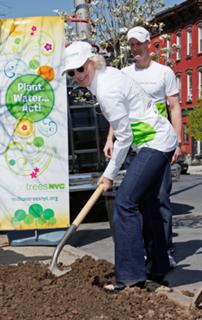 Glenn Close feet photo thumbnail