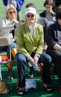 Glenn Close feet photo thumbnail