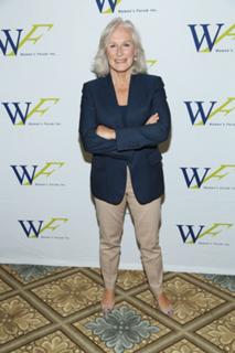 Glenn Close feet photo thumbnail