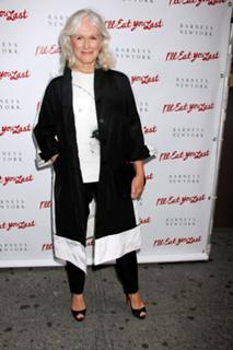 Glenn Close feet photo thumbnail