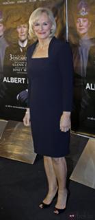 Glenn Close feet photo thumbnail