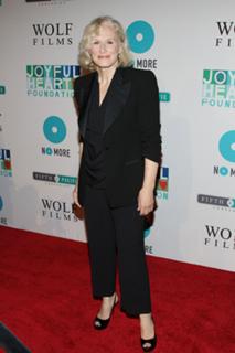 Glenn Close feet photo thumbnail