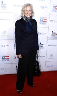 Glenn Close feet photo thumbnail