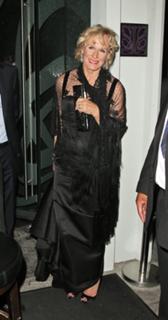 Glenn Close feet photo thumbnail