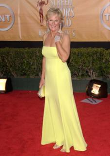 Glenn Close feet photo thumbnail