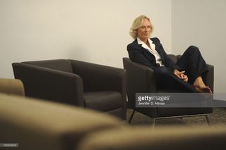 Glenn Close feet photo thumbnail