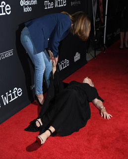 Glenn Close feet photo thumbnail