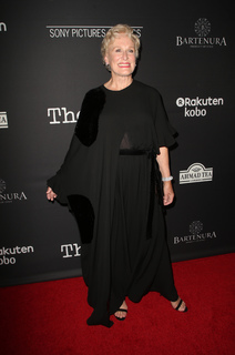 Glenn Close feet photo thumbnail