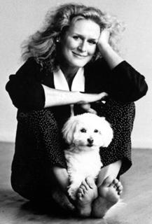 Glenn Close feet photo thumbnail