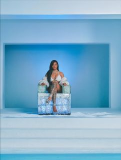 GloRilla feet photo thumbnail