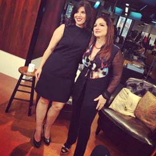 Gloria Estefan feet photo thumbnail
