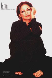 Gloria Estefan feet photo thumbnail