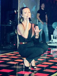 Gloria feet photo 9